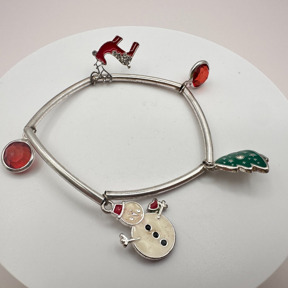 Vintage Y2K Silver Tone Holiday Charm Bracelet - Classic Women's Jewelry